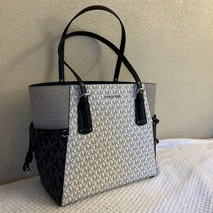 Brand new Michael Kors Voyager tote bag